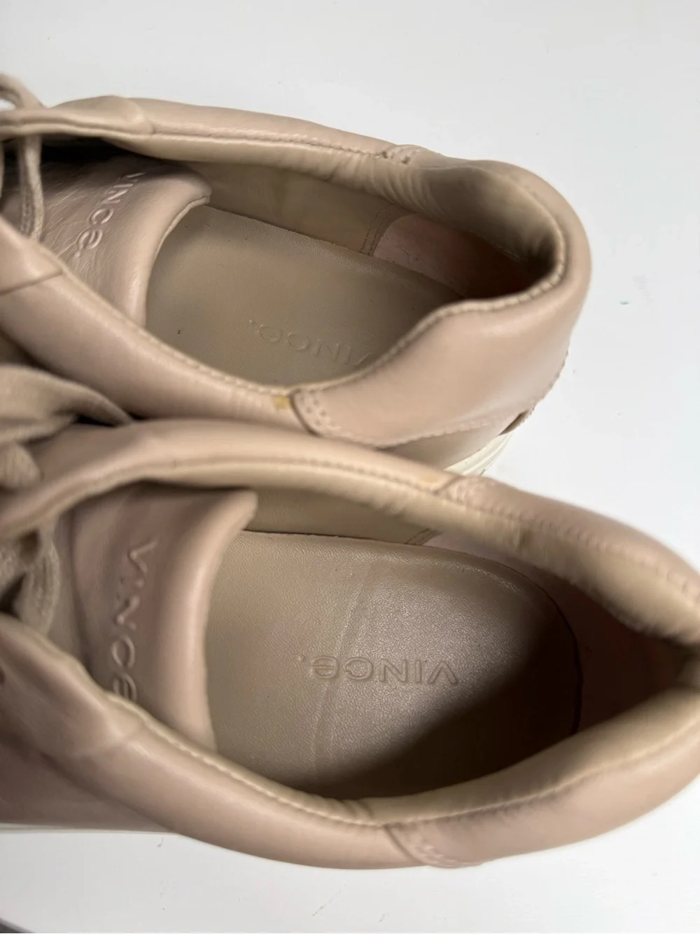 Vince clean leather